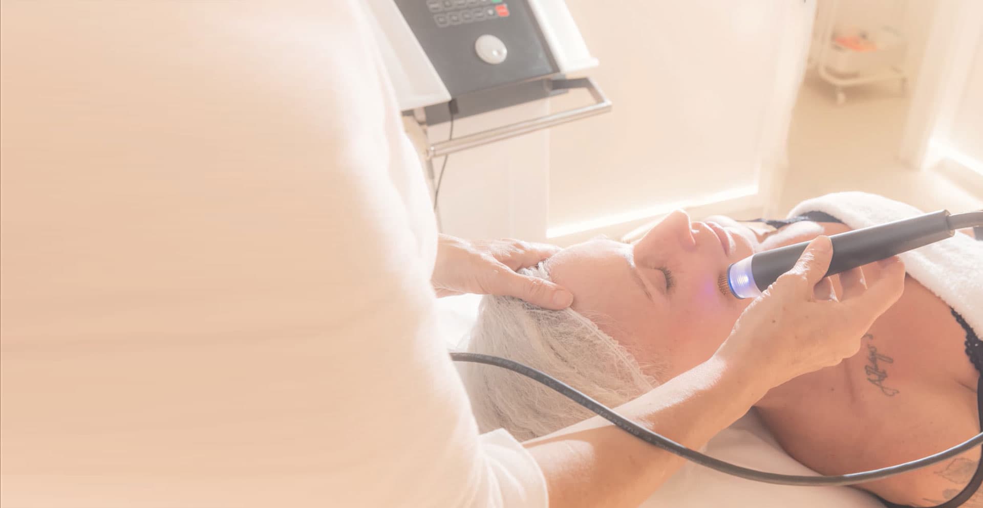 ¿A qué esperas para recuperar la luminosidad y firmeza de tu piel?