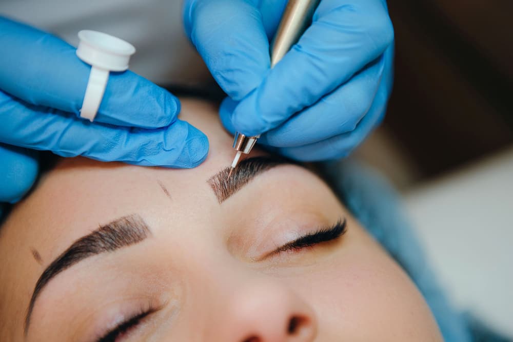 ¿Cuál es la diferencia entre micropigmentación y microblading?